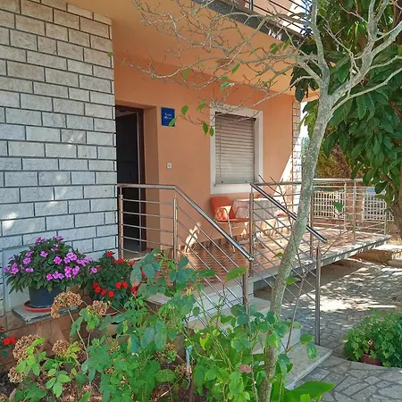 Apartments Nela Pula Exterior photo